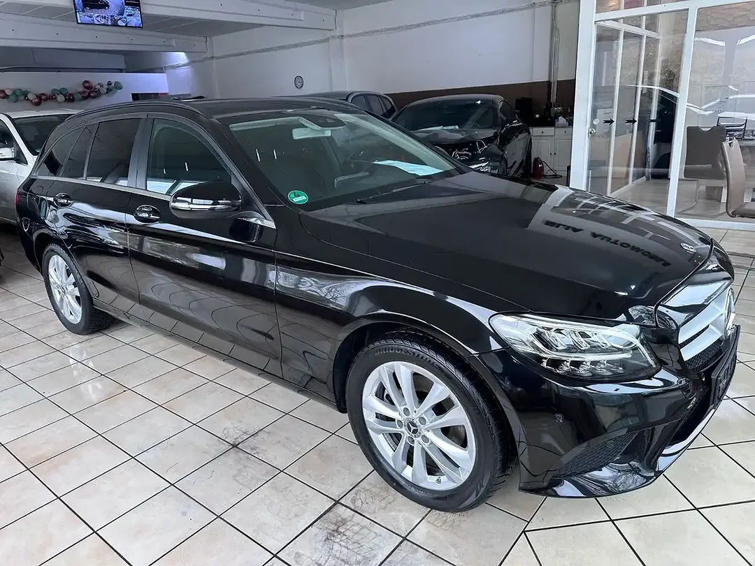 Mercedes-Benz C 220 - Thumbnail 6