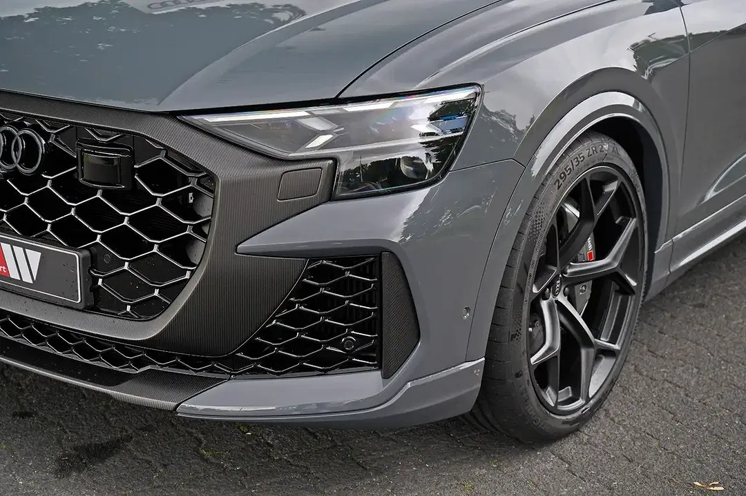 Audi RS Q8 - Thumbnail 4