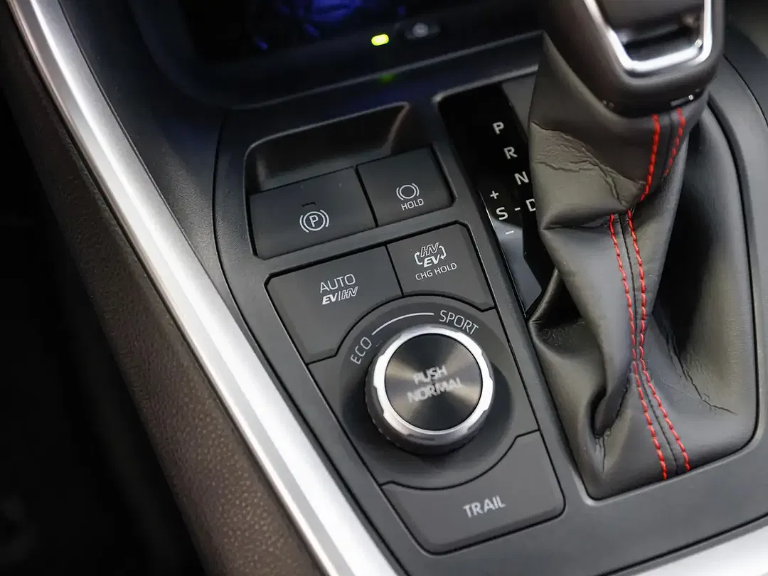 Toyota RAV 4 - Thumbnail 14