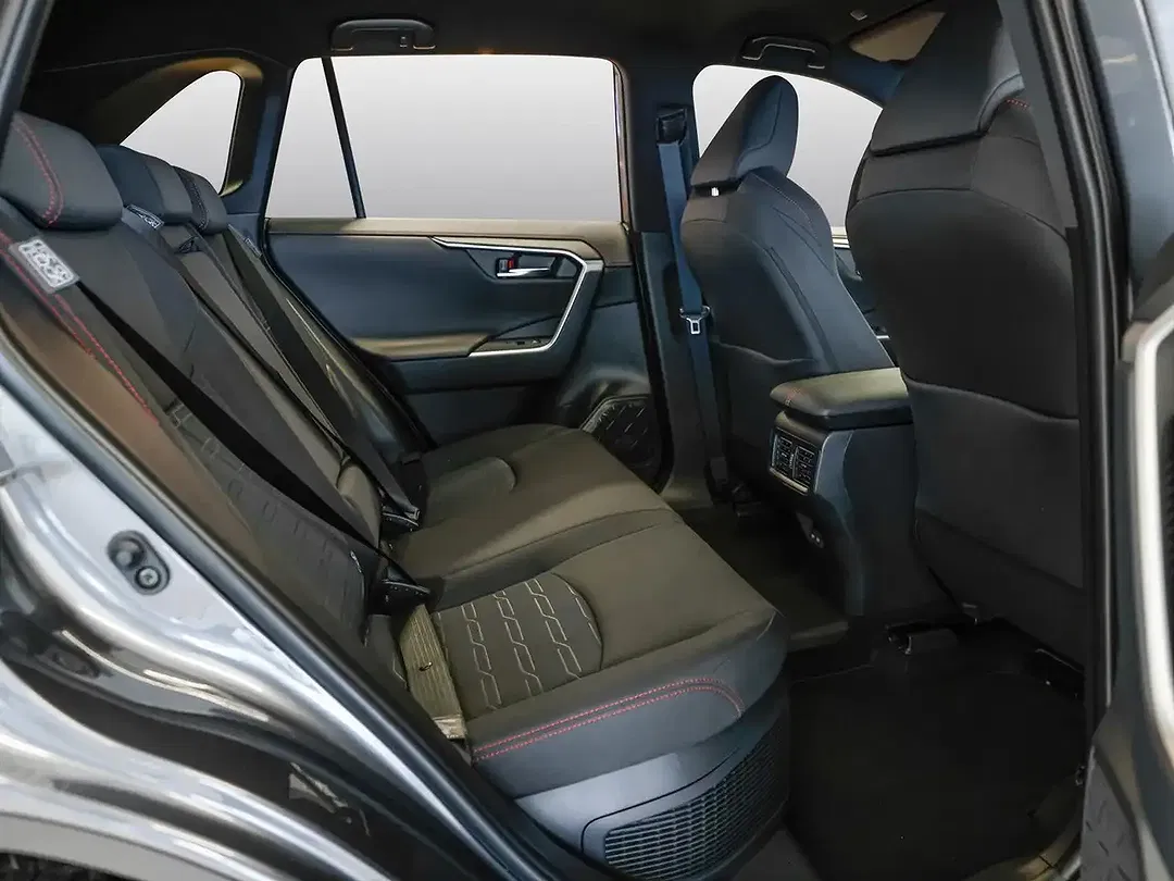 Toyota RAV 4 - Thumbnail 8