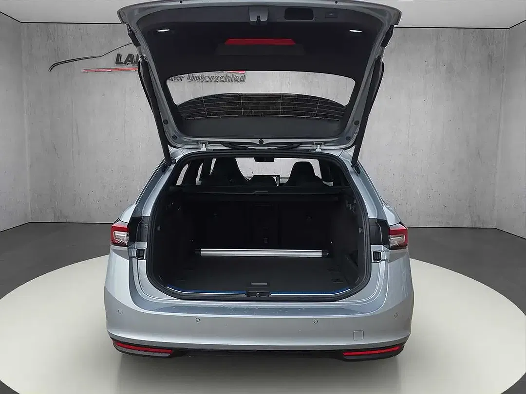 Skoda Superb - Thumbnail 14