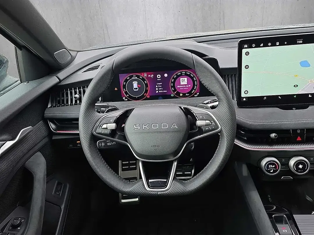 Skoda Superb - Thumbnail 5