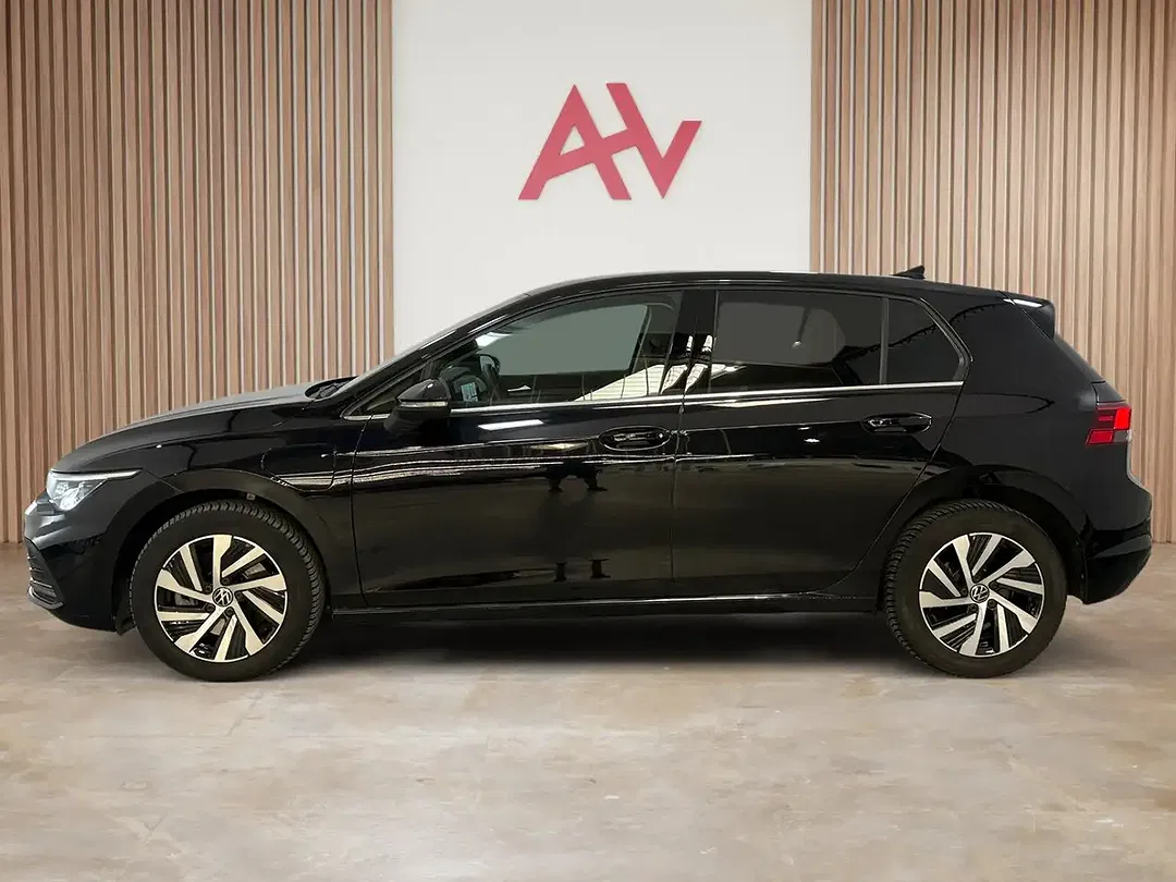 Volkswagen Golf - Thumbnail 11