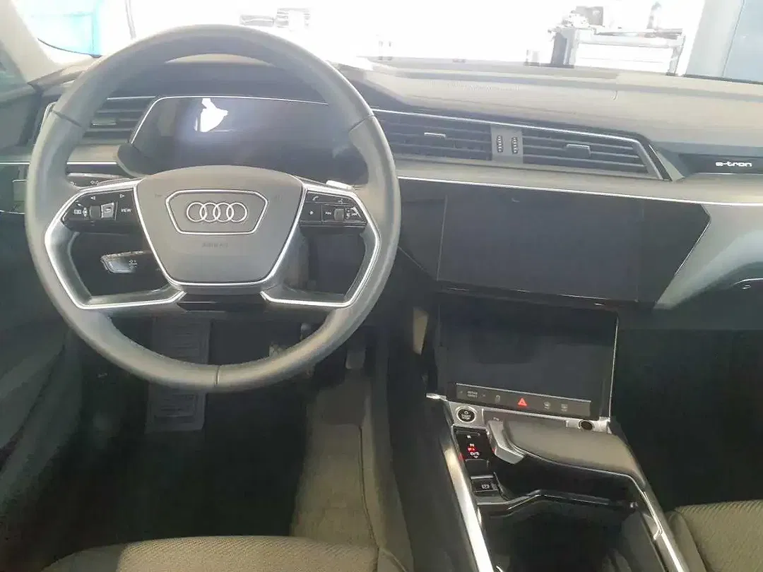 Audi Q8 e-tron - Thumbnail 7