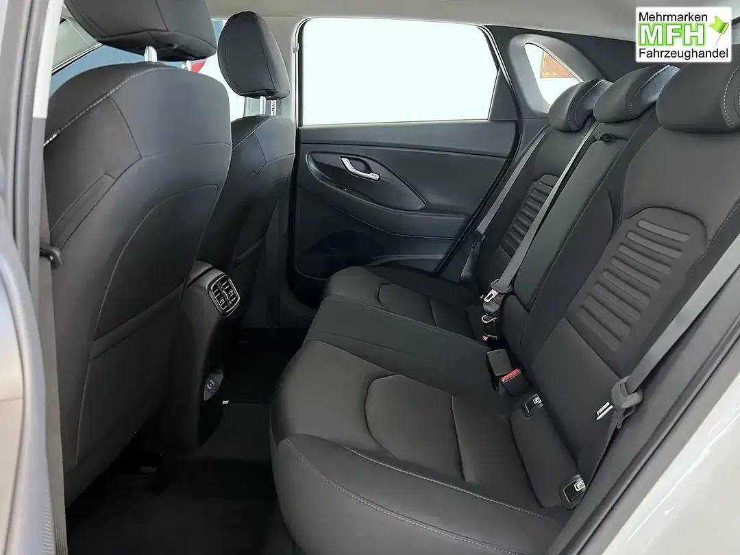Hyundai i30 - Thumbnail 12