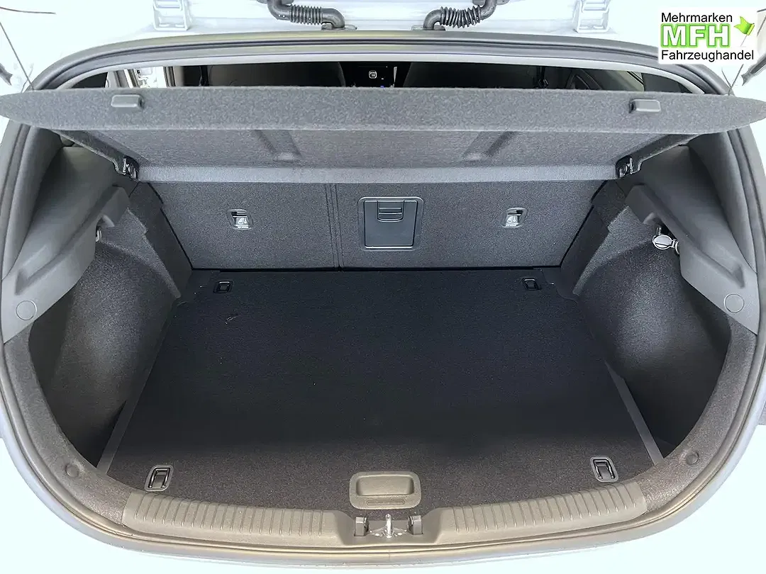 Hyundai i30 - Thumbnail 13