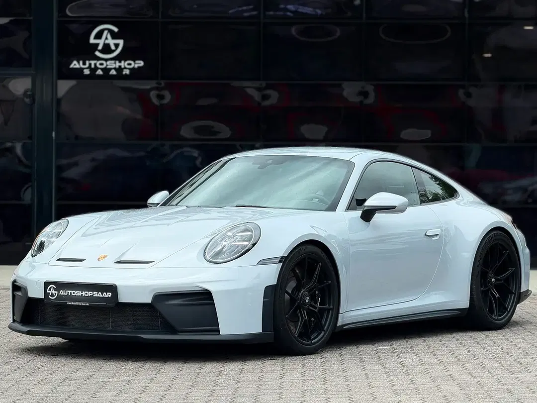 Porsche 992 - Thumbnail 1