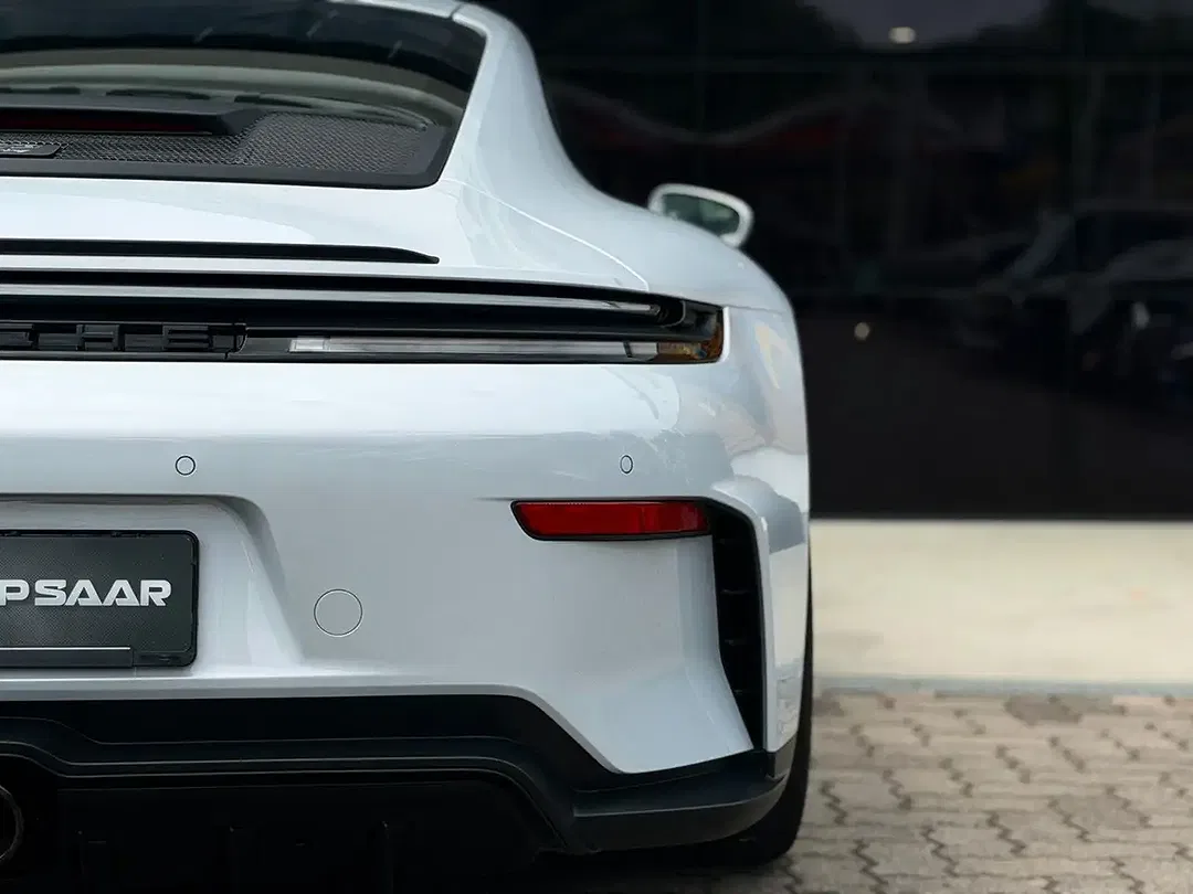 Porsche 992 - Thumbnail 11
