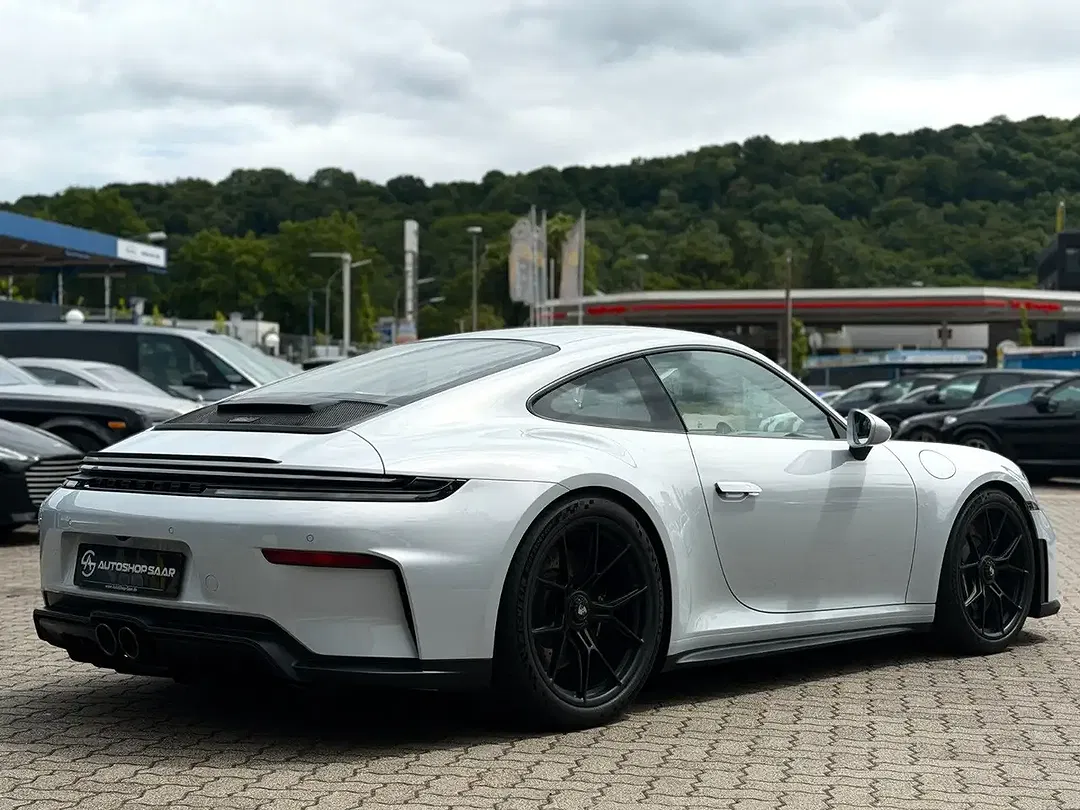 Porsche 992 - Thumbnail 7