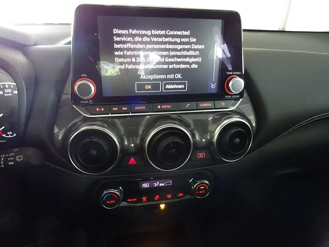 Nissan Juke - Thumbnail 13