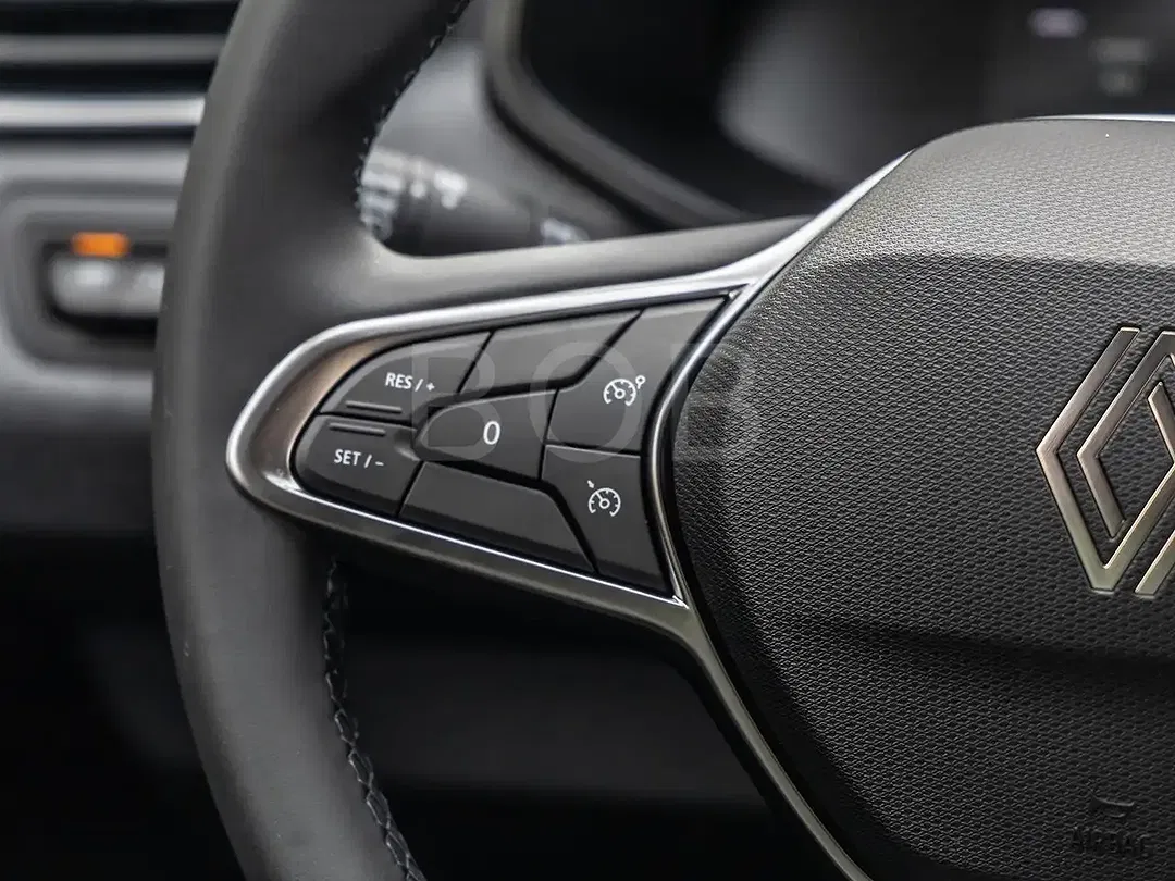 Renault Clio - Thumbnail 11
