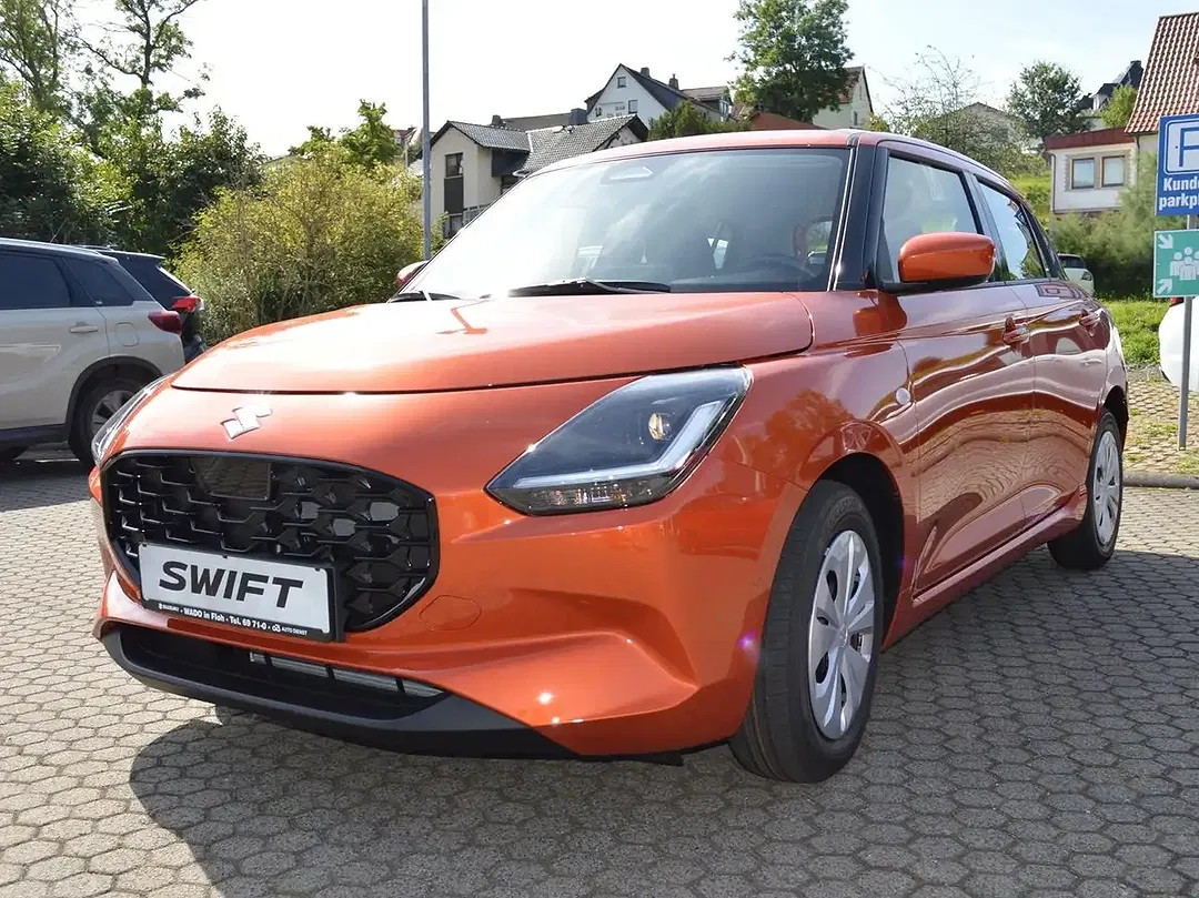 Suzuki Swift - Thumbnail 1