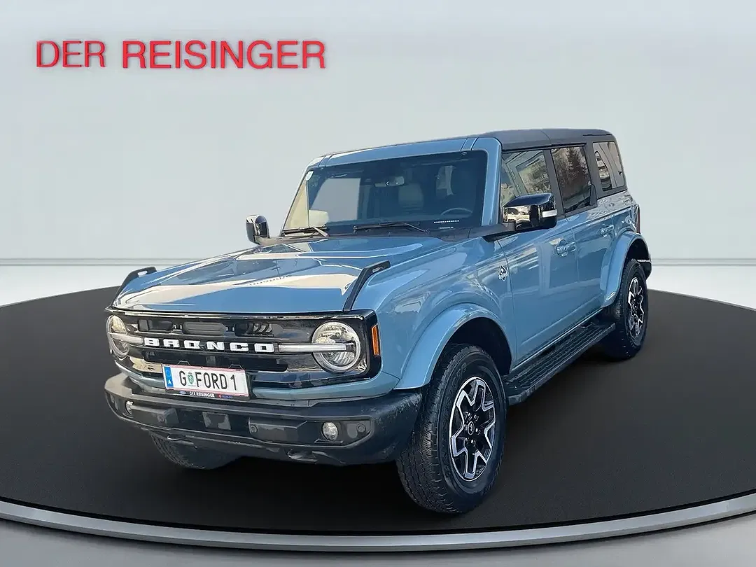 Ford Bronco - Thumbnail 3