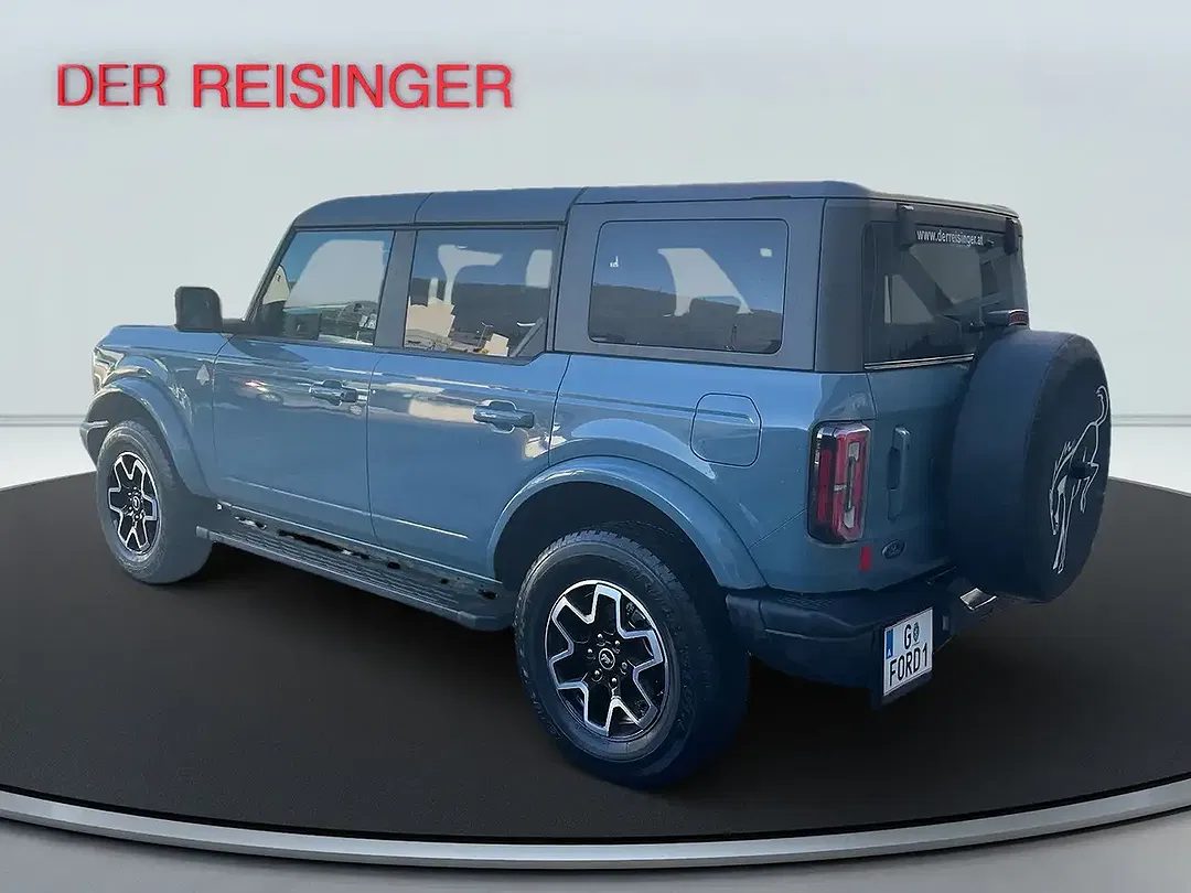 Ford Bronco - Thumbnail 4