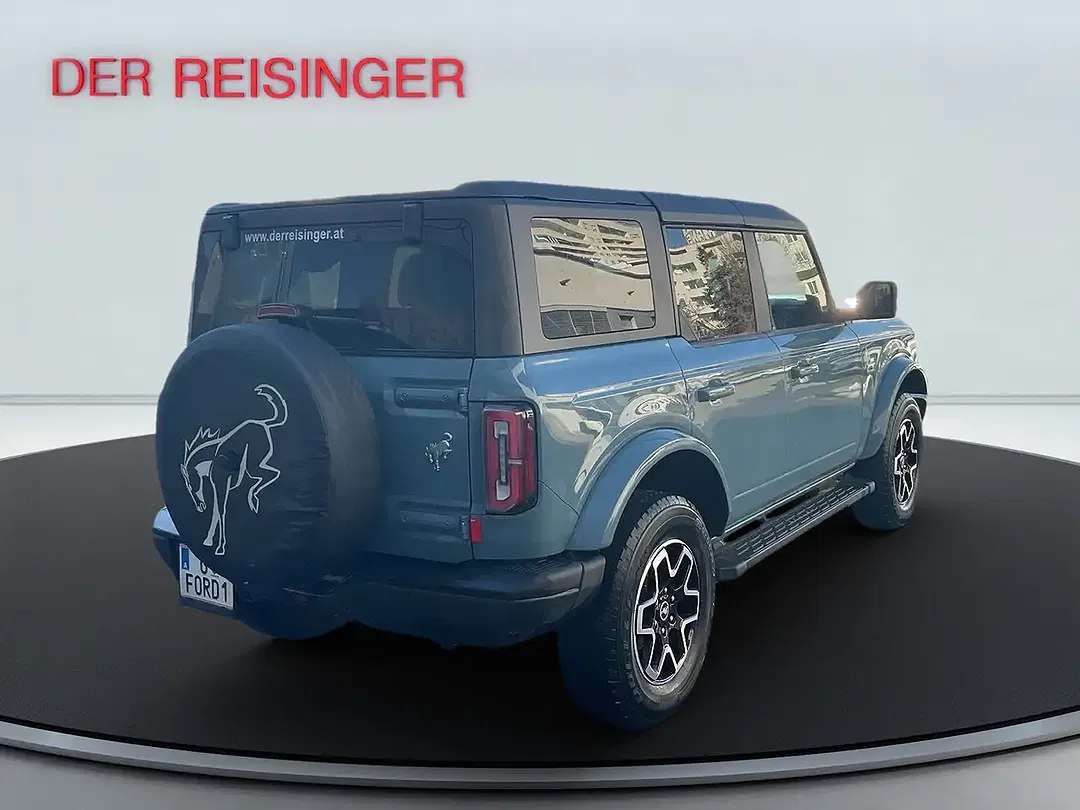 Ford Bronco - Thumbnail 5