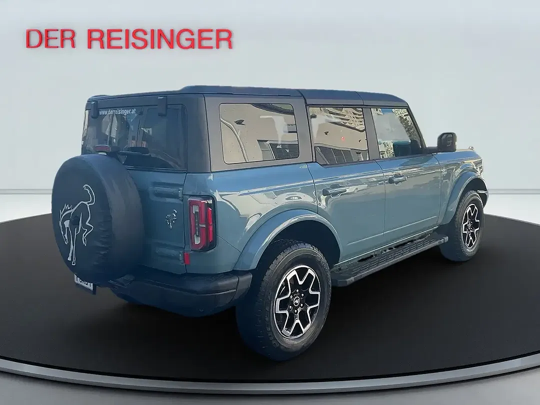 Ford Bronco - Thumbnail 6