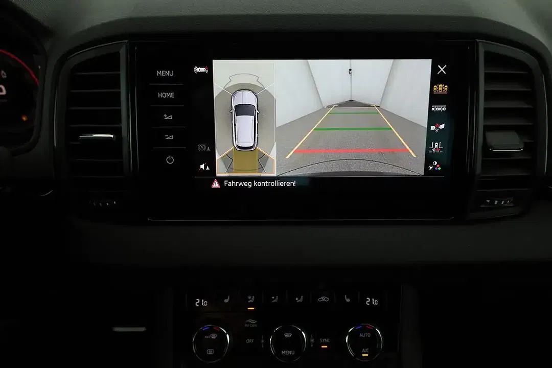 Skoda Karoq - Thumbnail 6