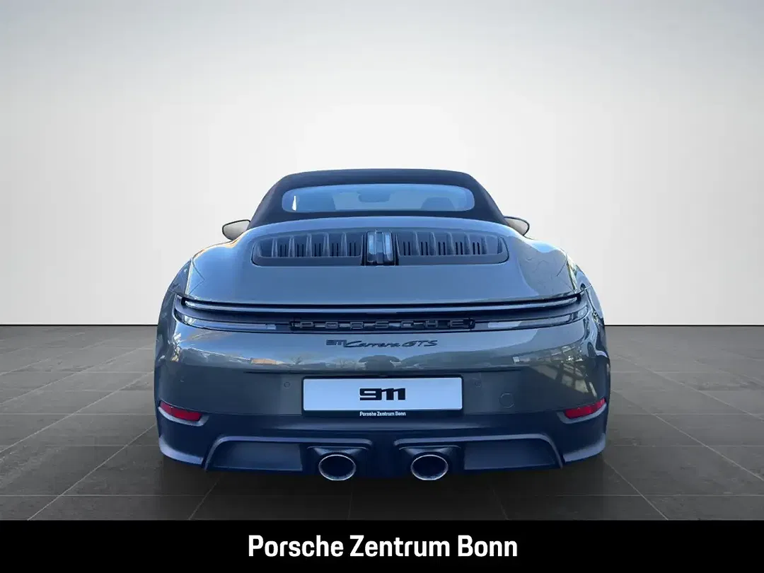 Porsche 992 - Thumbnail 6