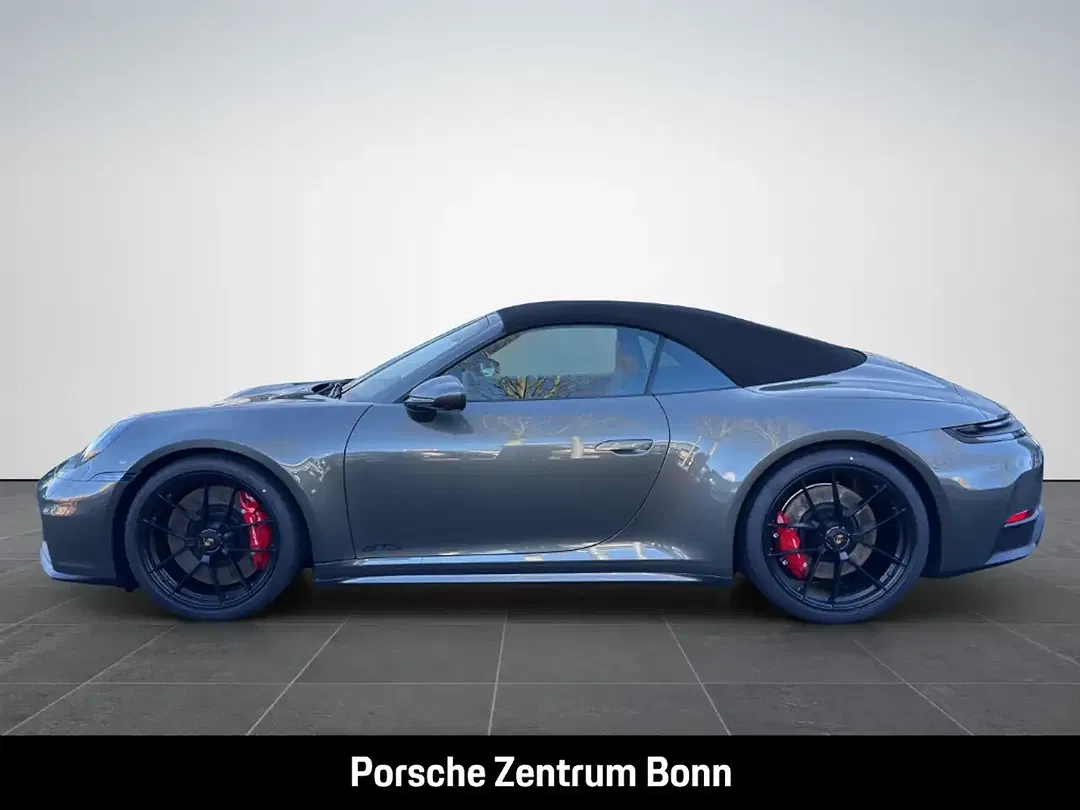 Porsche 992 - Thumbnail 8