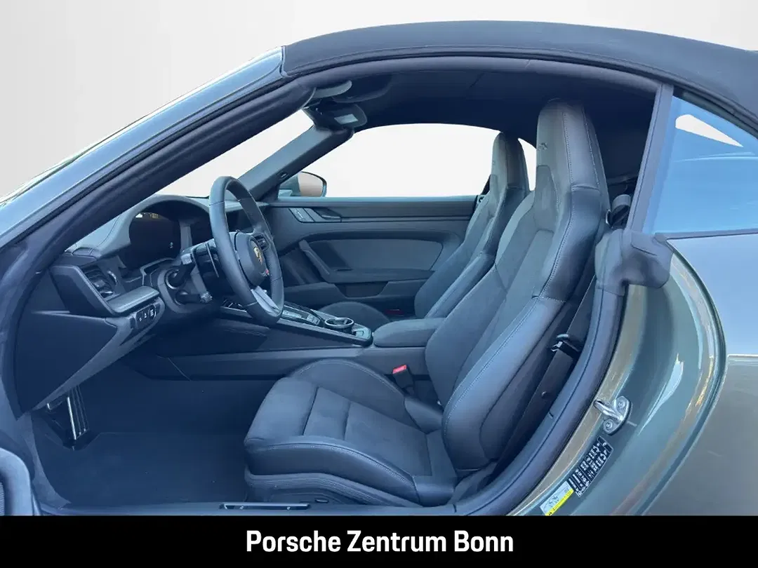 Porsche 992 - Thumbnail 9