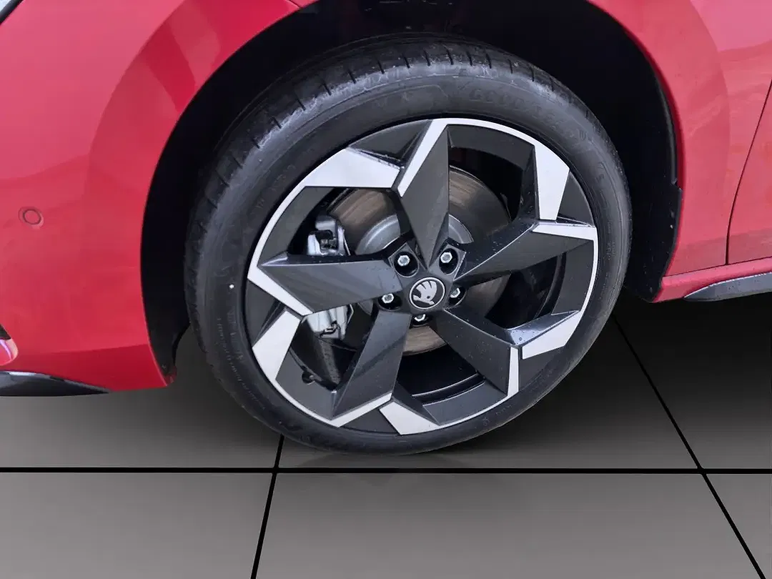 Skoda Superb - Thumbnail 9