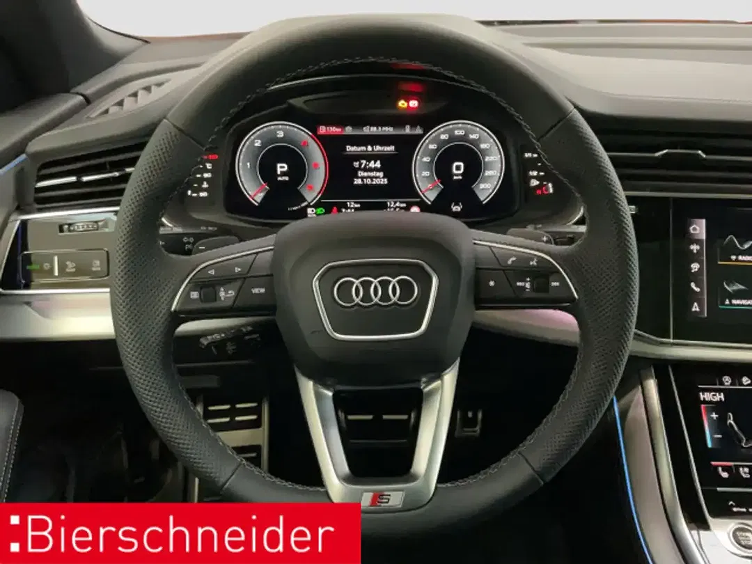Audi Q8 - Thumbnail 10