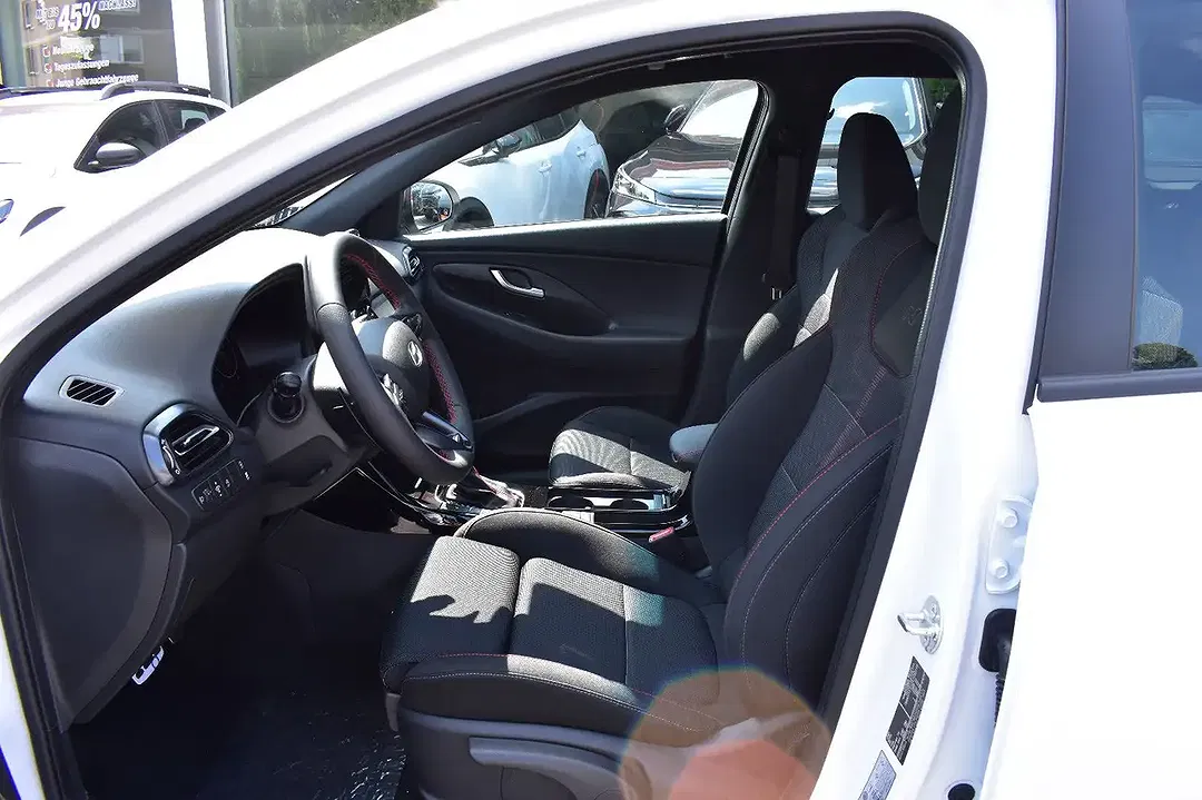 Hyundai i30 - Thumbnail 9