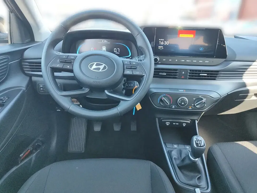 Hyundai i20 - Thumbnail 10
