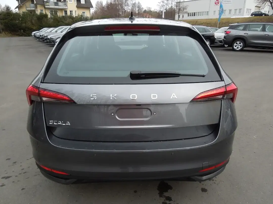 Skoda Scala - Thumbnail 5