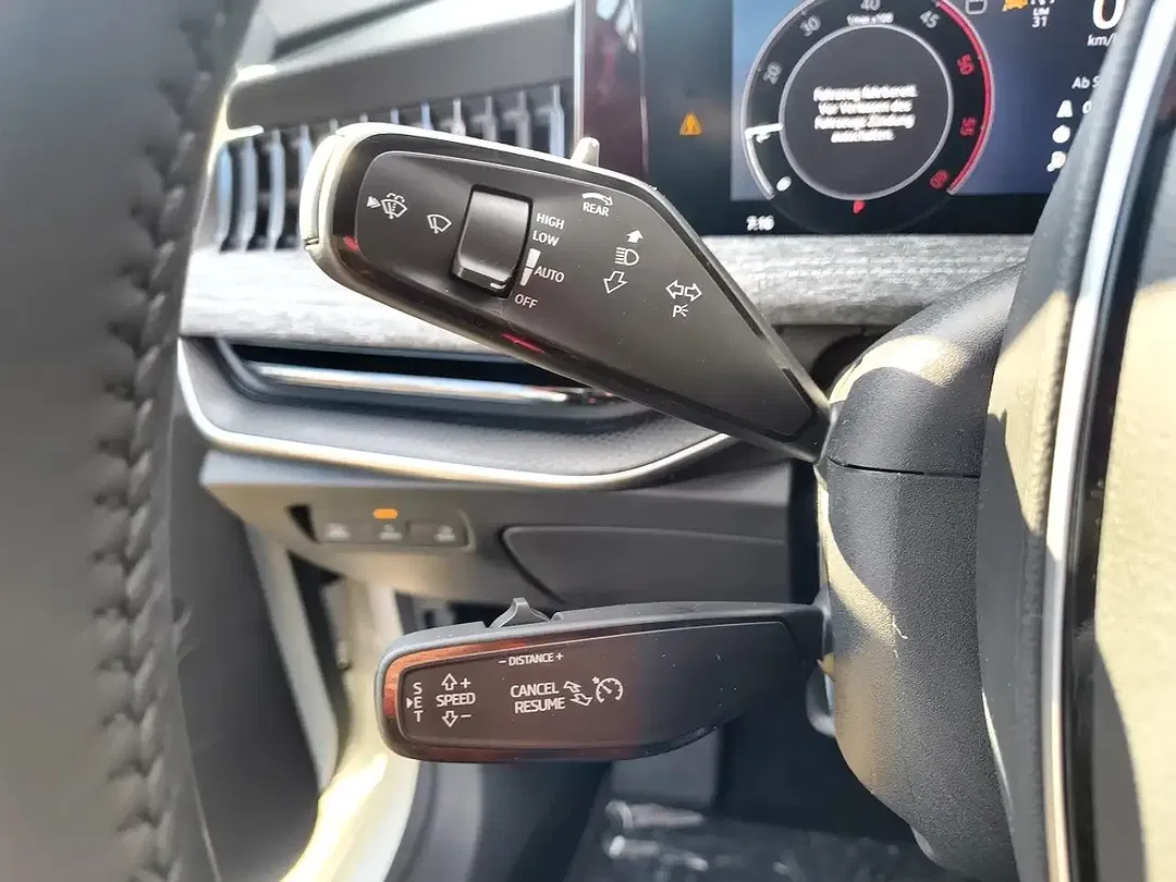 Skoda Superb - Thumbnail 12