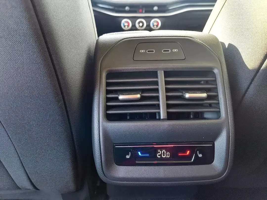 Skoda Superb - Thumbnail 13