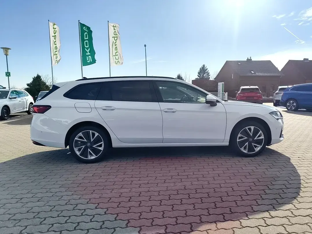 Skoda Superb - Thumbnail 6