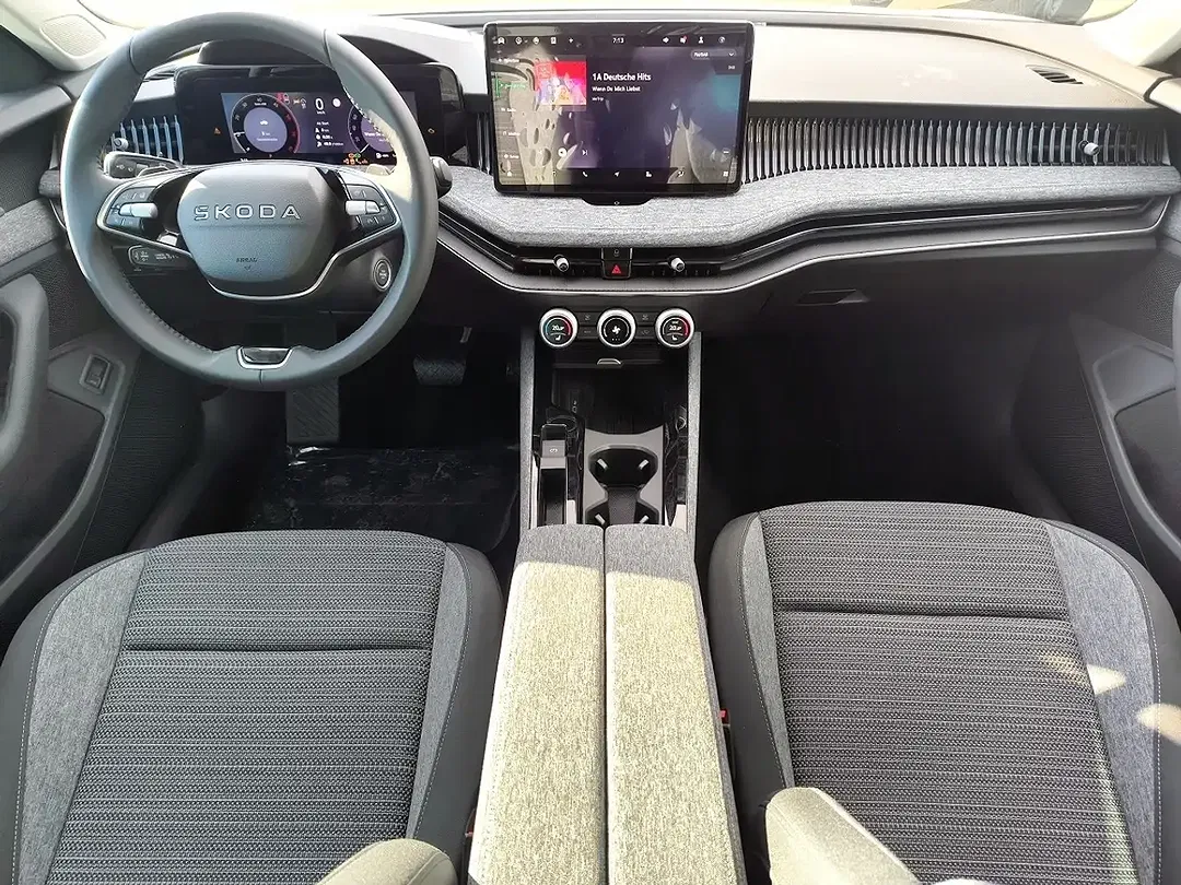 Skoda Superb - Thumbnail 7