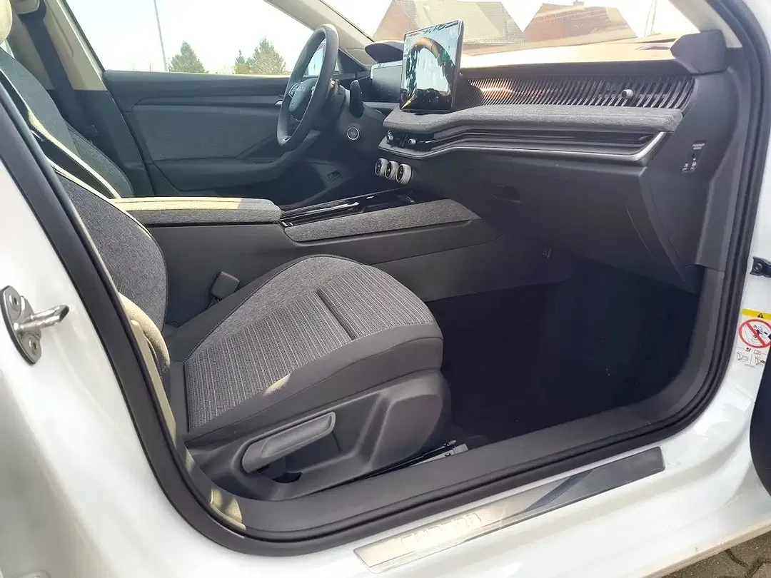 Skoda Superb - Thumbnail 8