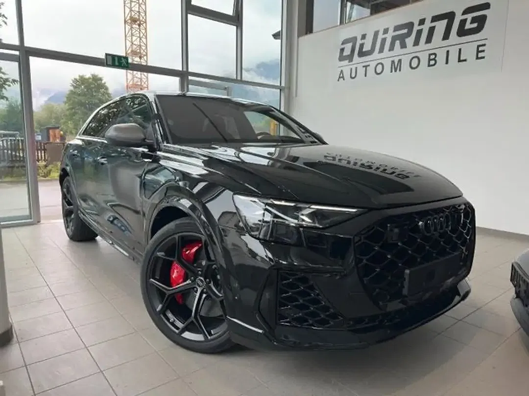 Audi RS Q8 - Thumbnail 1