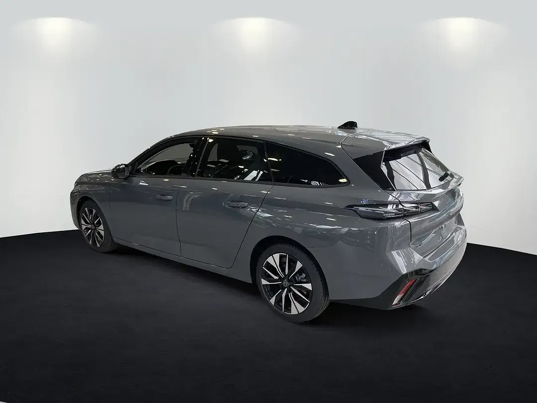 Peugeot 308 - Thumbnail 4