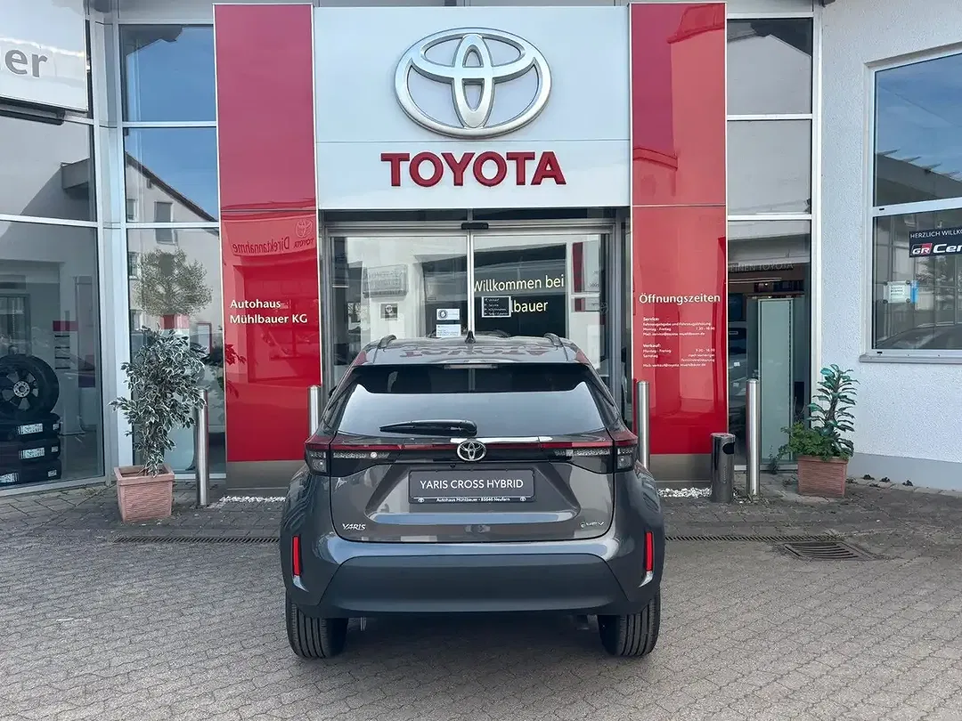 Toyota Yaris - Thumbnail 14