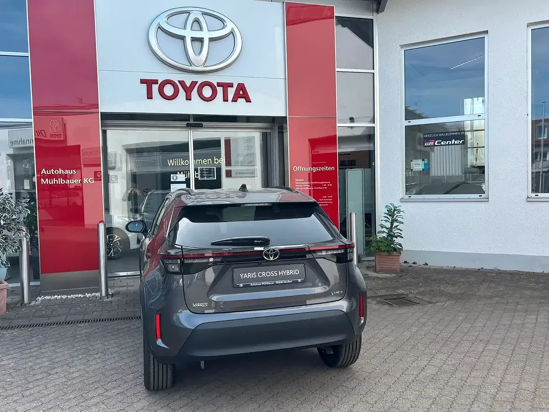 Toyota Yaris - Thumbnail 15