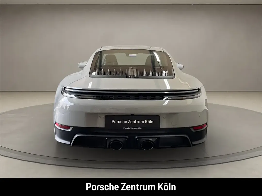 Porsche 992 - Thumbnail 4