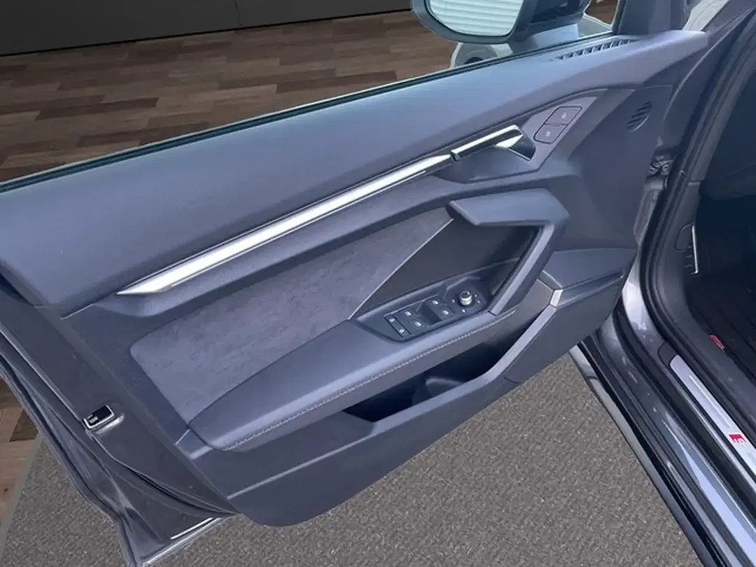 Audi S3 - Thumbnail 10