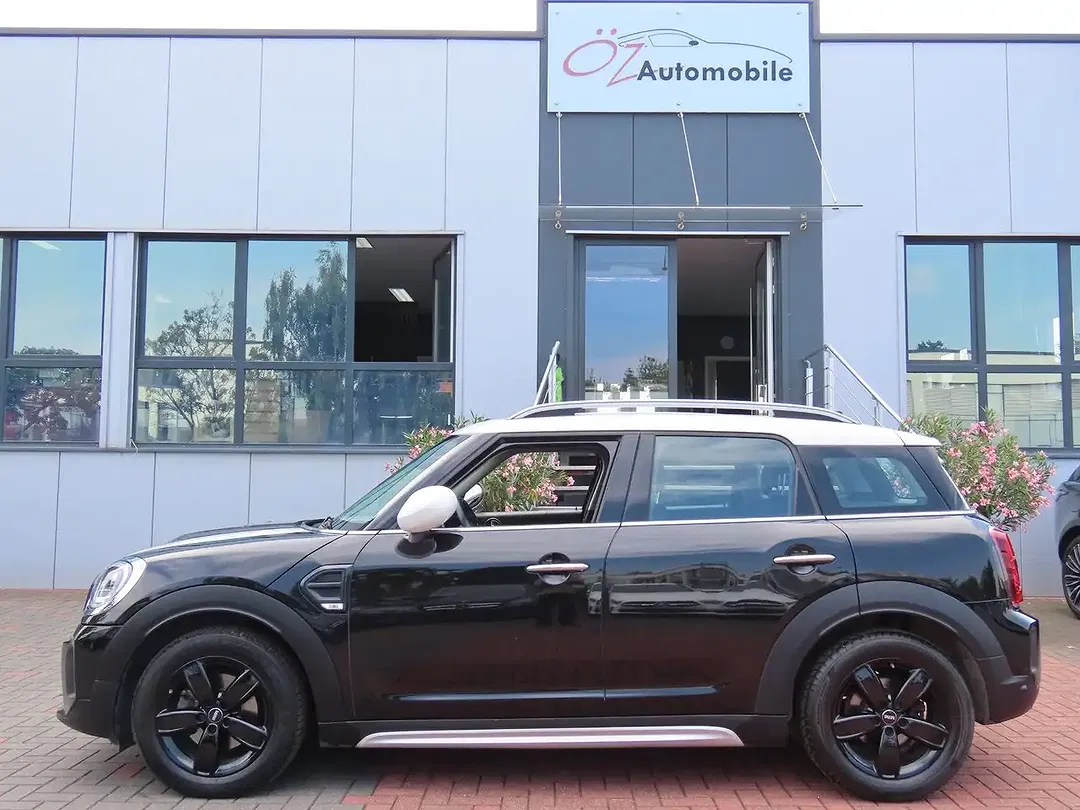 MINI Cooper Countryman - Thumbnail 10