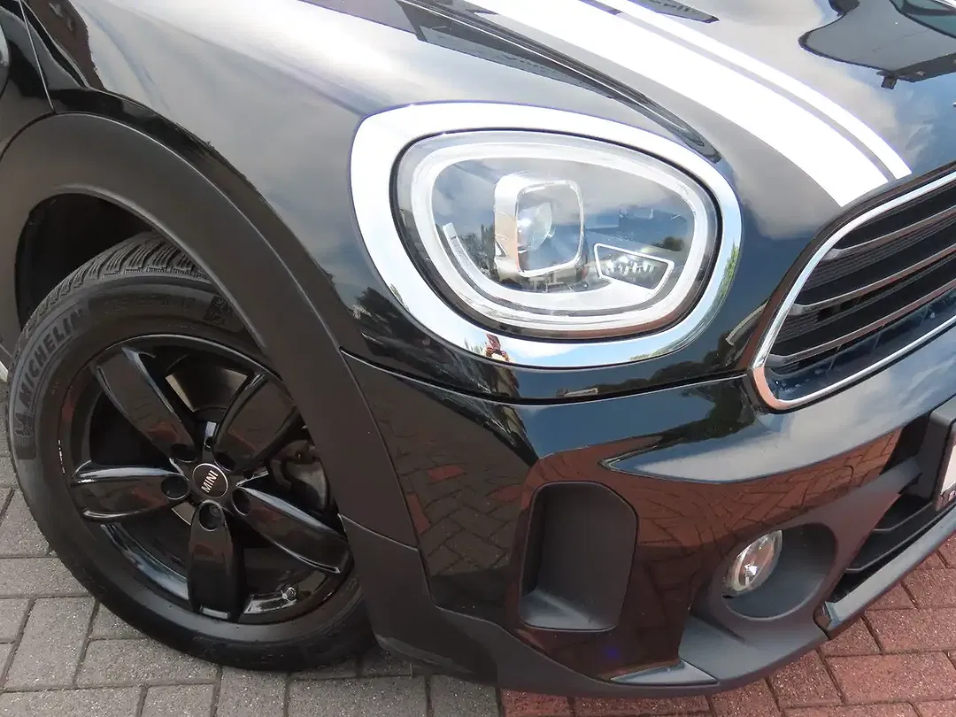 MINI Cooper Countryman - Thumbnail 3
