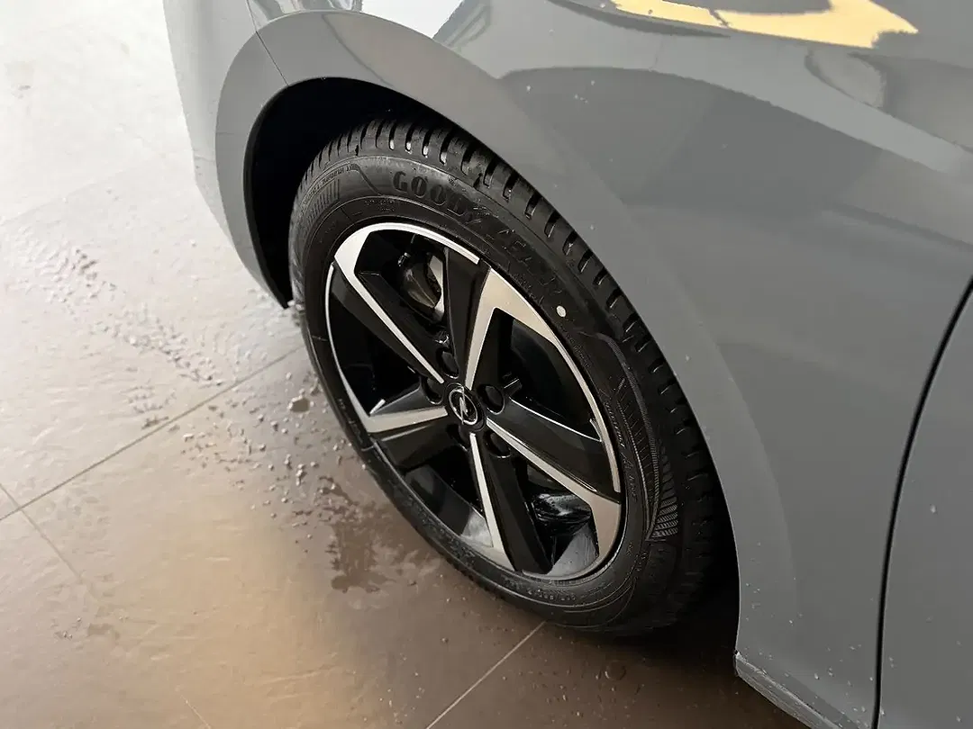 Opel Astra - Thumbnail 7