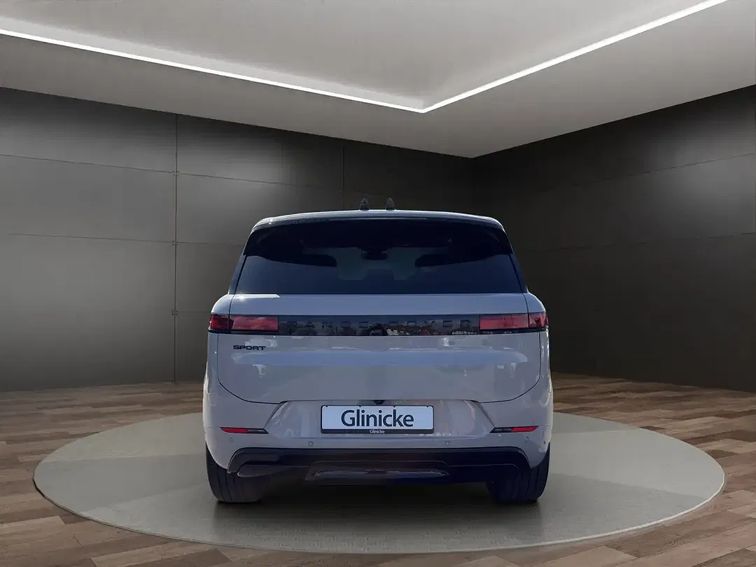 Land Rover Range Rover Sport - Thumbnail 4