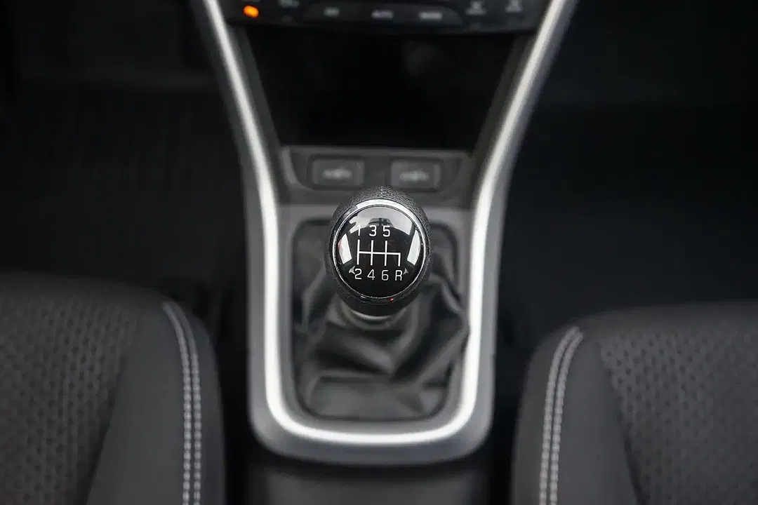 Suzuki SX4 S-Cross - Thumbnail 13