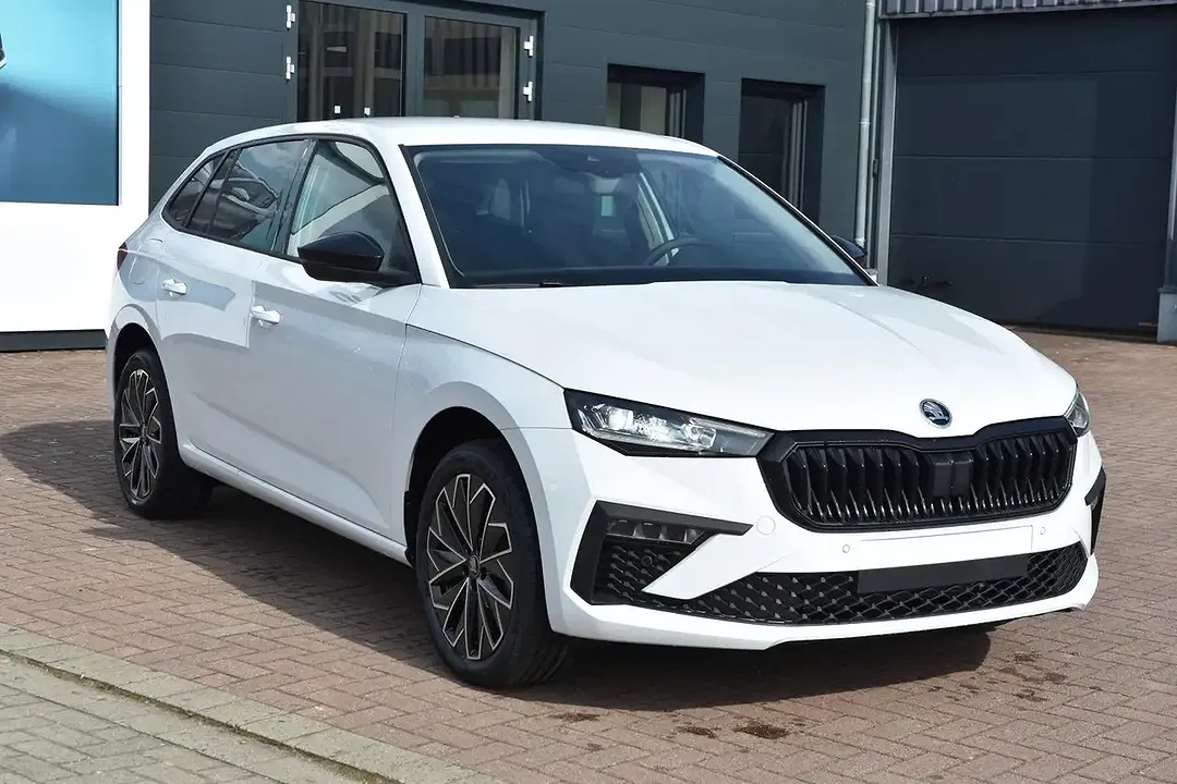 Skoda Scala - Thumbnail 1