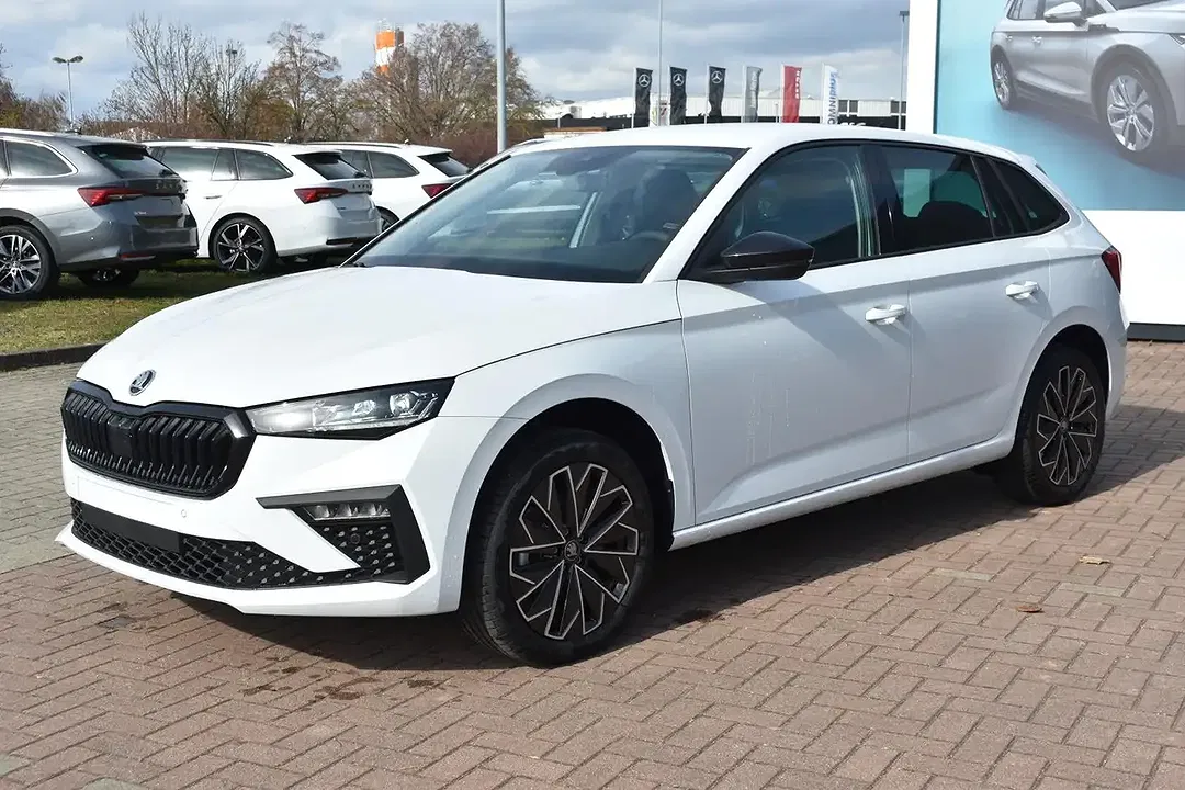 Skoda Scala - Thumbnail 3