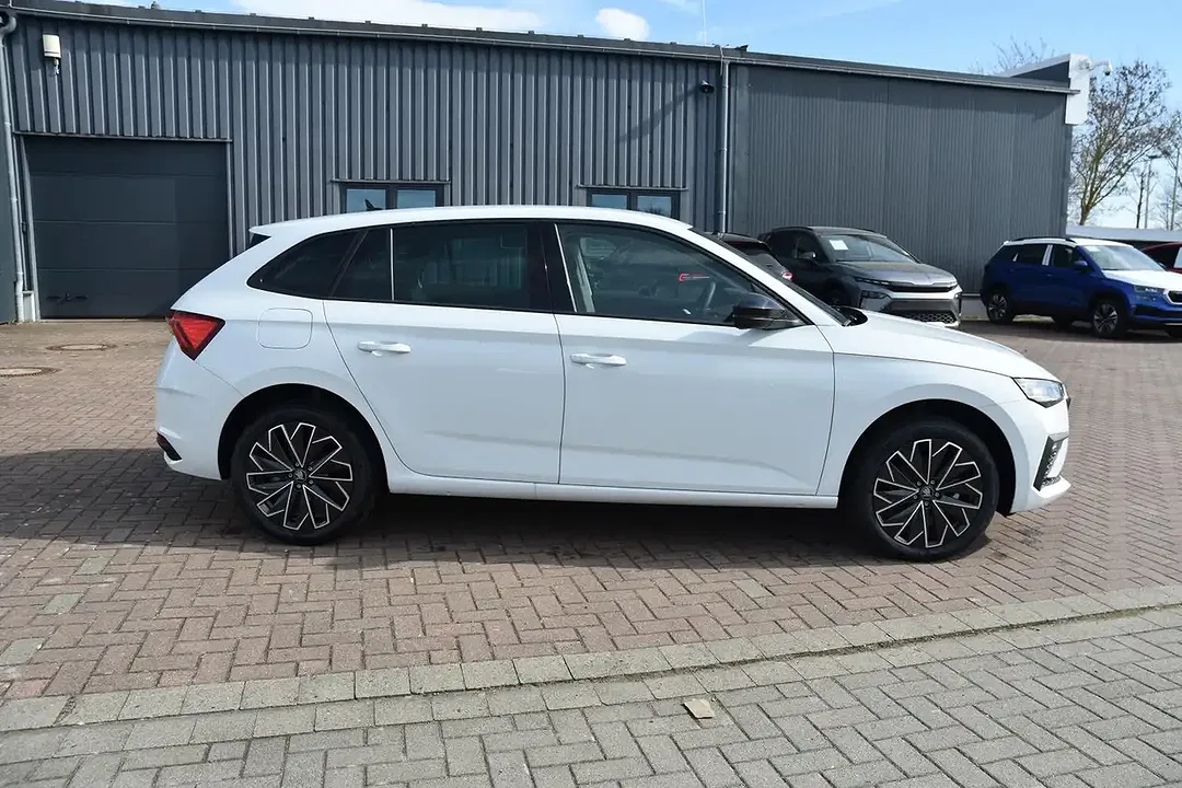 Skoda Scala - Thumbnail 8
