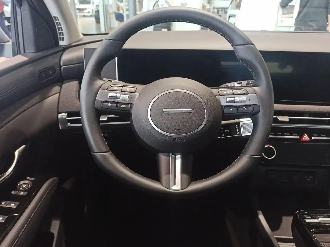 Hyundai TUCSON - Thumbnail 6