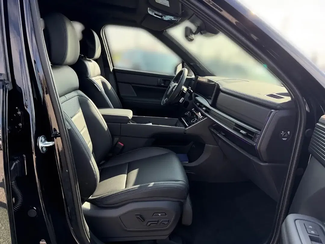 Hyundai SANTA FE - Thumbnail 14